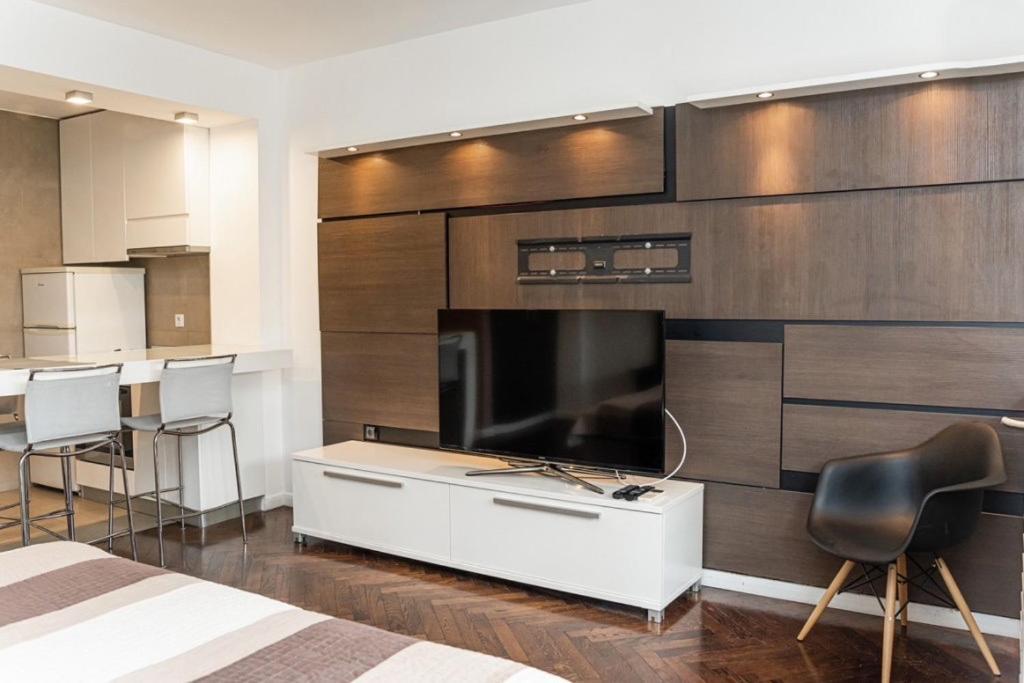 1 Belgrade